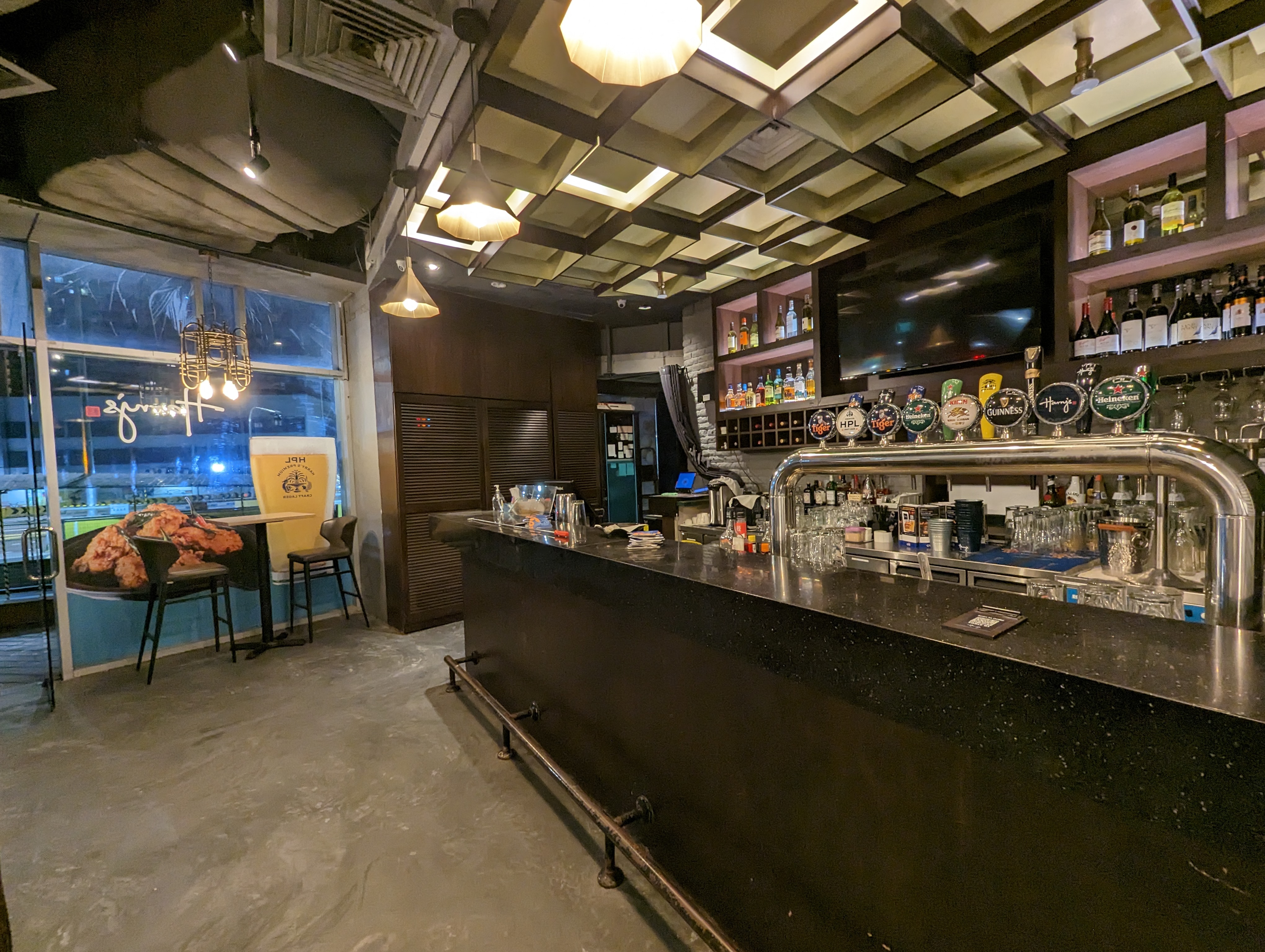Restaurant Bar at Novena Square – Novena